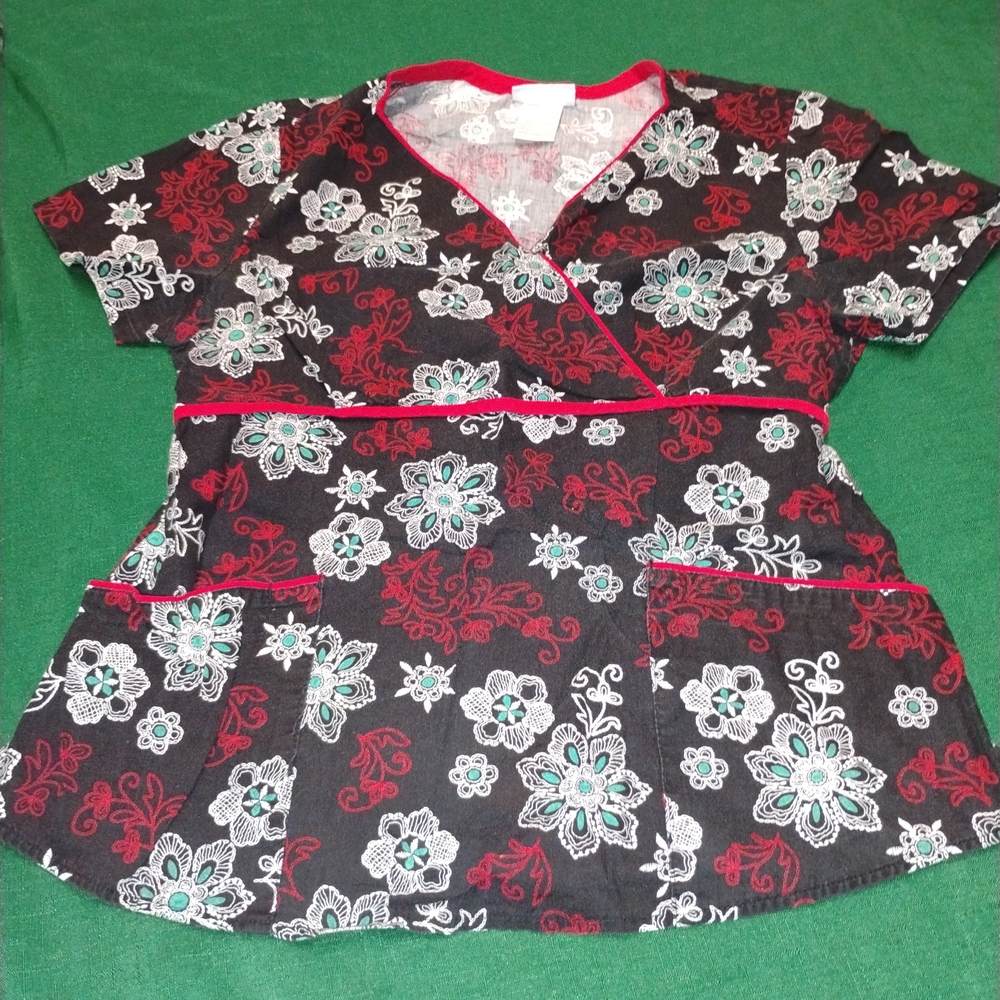SB Scrubs Black and Red Floral Short Sleeve Top